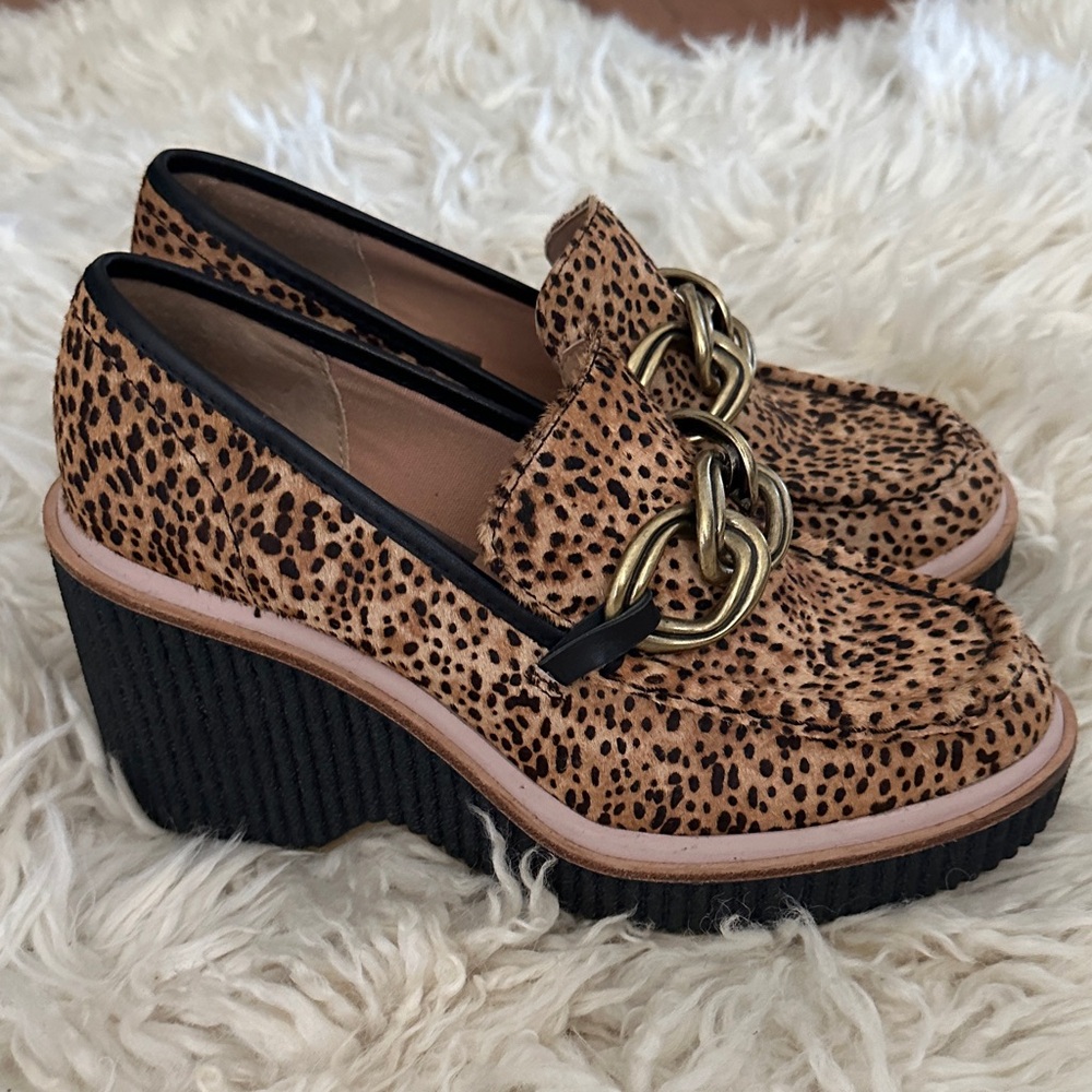 Dolce Vita Tan Leopard Print Platform Loafers with Gold Chain